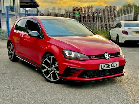 VOLKSWAGEN GOLF 2.0 TSI BlueMotion Tech GTI Clubsport 40